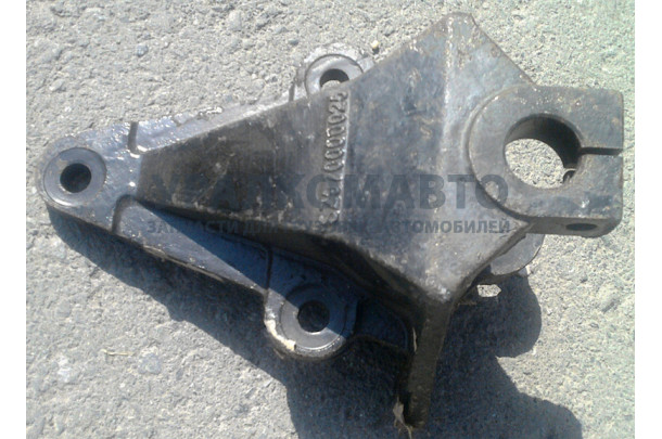 Кронштейн передней рессоры SHAANXI SZ970000025